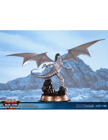 YU-GI-OH! BLUE EYES WHITE DRAGON WHITE STATUE