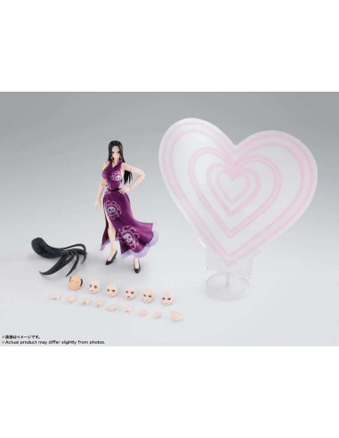 L'Imperatrice dei Pirati Boa Hancock nella linea S.H.Figuarts dedicata all'arco di Marineford