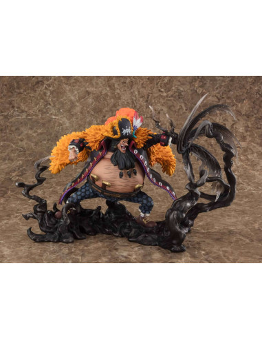 Barbanera dei Quattro Imperatori nella linea FiguartsZero Extra Battle alta 24 cm