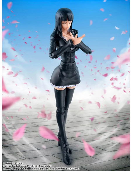 Experience the detail of the One Piece universe with this Nico Robin Enies Lobby S.H.Figuarts, standing at 14 cm.