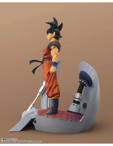 Add the iconic Son Goku Figuarts Zero from Dragon Ball Z to your collection, showcasing incredible detail.