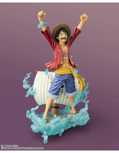 Rivivi i momenti epici di One Piece con questa splendida statua di Monkey D. Luffy.