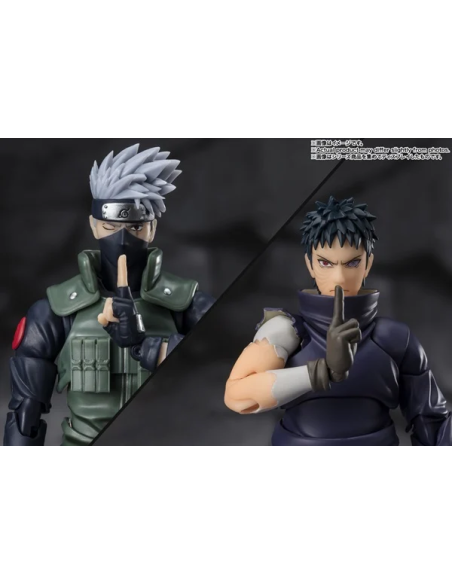 Kakashi Hatake S.H.Figuarts: l'essenza di Naruto catturata in PVC di alta qualità.