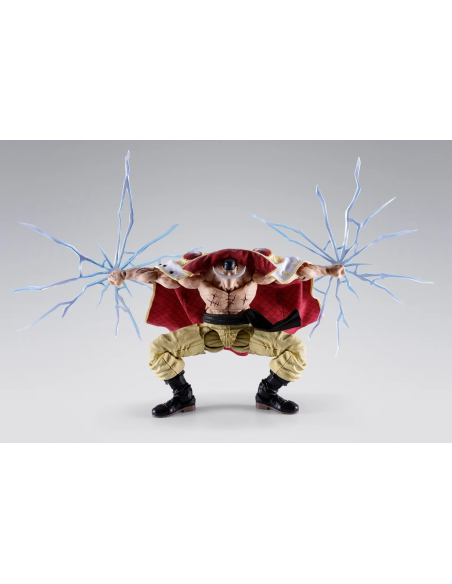 La potenza di Barbabianca di One Piece catturata in questa figura completamente snodabile.
