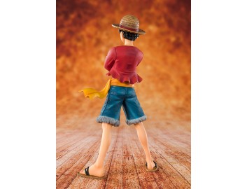 ONE PIECE ZERO STRAW HAT LUFFY